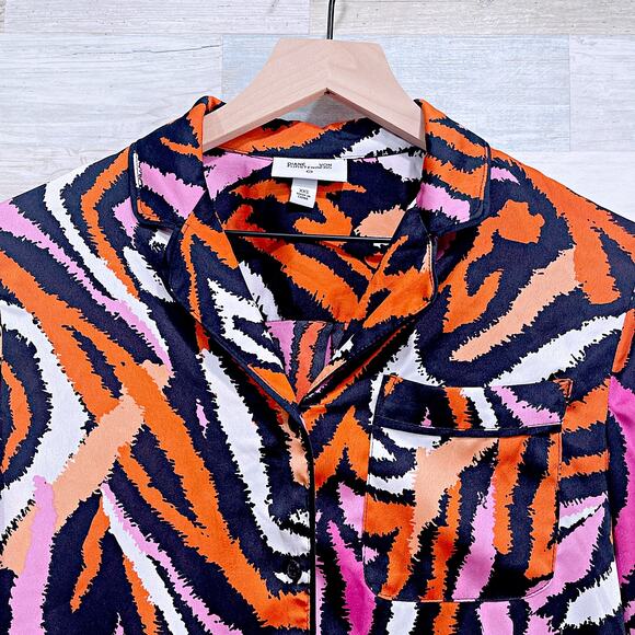 Diane Von Furstenburg x Target Zebra Satin Short Pajama Set 2 Piece Womens XXS - Picture 3 of 9